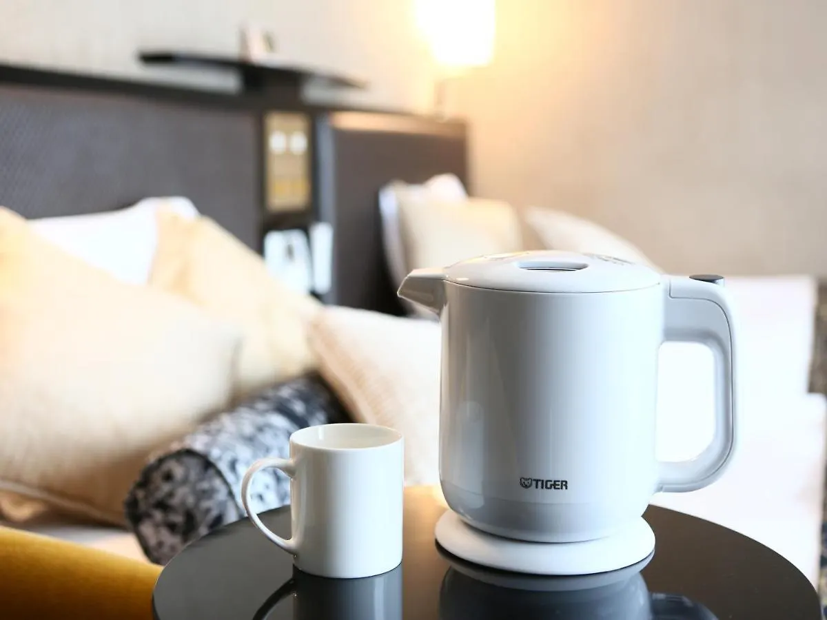 Apa Hotel Osaka Temmabashi Ekimae 3*,
